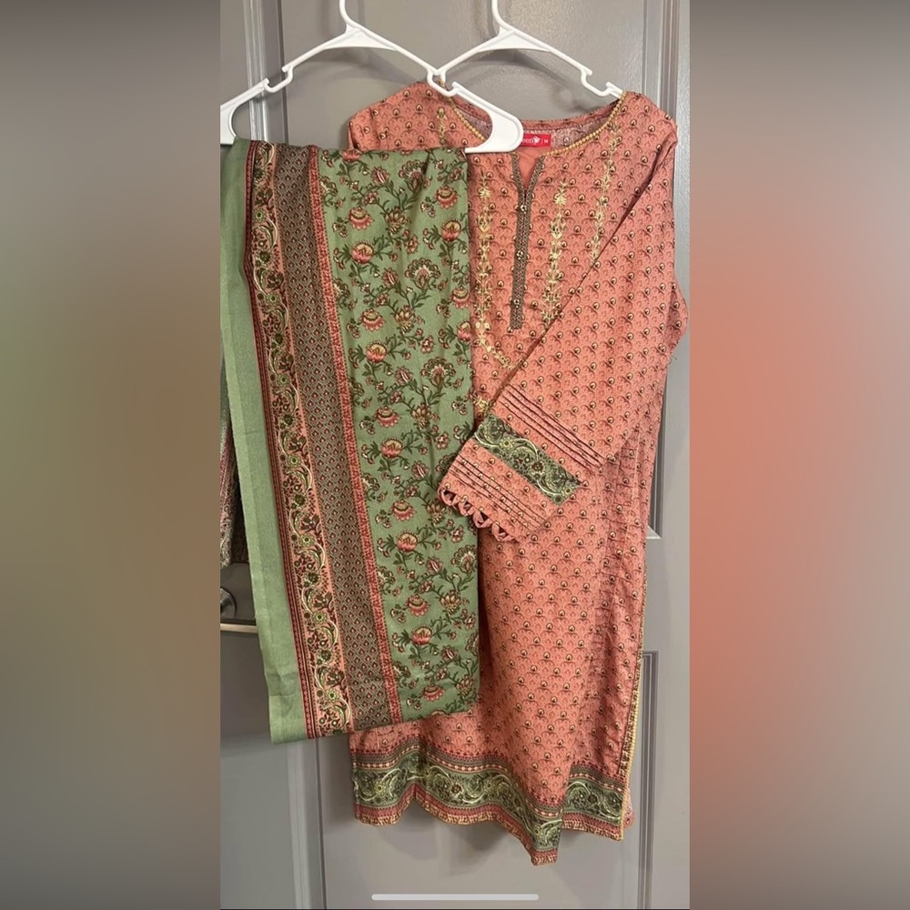 Zeen 3pc Shalwar Kameez Brand New Never worn! Pakistani indian iftar eid dawat